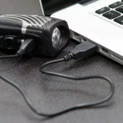 Eclairage Avant Vélo LED NiteRider Lumina Micro 900 Lumens -Magasin De Pneus Reha eclairage avant velo led niterider lumina micro 900 lumens full 3