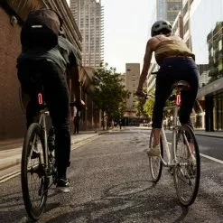 Beryl Feu Stop Arrière Vélo Automatique USB Burner Brake -Magasin De Pneus Reha feu stop arriere velo automatique usb burner brake full 6