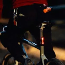 Feu Vélo Arrière Kryptonite Incite XBR 20 Lux -Magasin De Pneus Reha feu velo arriere kryptonite incite xbr 20 lux full 5