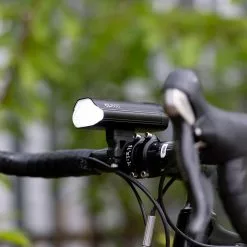 Lampe Vélo Powerbank Sur Guidon Ultratorch CL1600 Oxford 1600 Lumens 9 Lampe Vélo Powerbank Sur Guidon Ultratorch CL1600 Oxford 1600 Lumens -Magasin De Pneus Reha feu velo puissant 1600 lumens oxford ultratorch