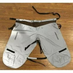 Jambières Imperméables Et Réfléchissantes Rainlegs -Magasin De Pneus Reha jambieres impermeables et reflechissantes rainlegs full 3