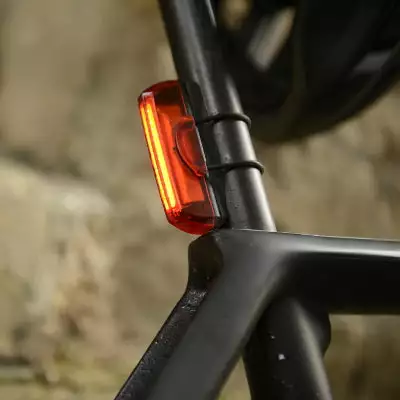 Phare Arrière Vélo Rechargeable USB Slimline Ultratorch Oxford 3 Phare Arrière Vélo Rechargeable USB Slimline Ultratorch Oxford – Image 3