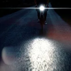 Phare De Vélo Avant USB 400 Lumens Meteor Moon -Magasin De Pneus Reha phare velo avant 400 lumens moon meteor