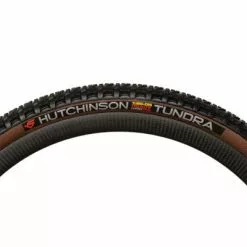 Pneu Vélo Gravel Hutchinson Tundra Tubeless Ready 700C 8 Pneu Vélo Gravel Hutchinson Tundra Tubeless Ready 700C -Magasin De Pneus Reha pneu velo gravel hutchinson tundra tubeless ready 700c full 3