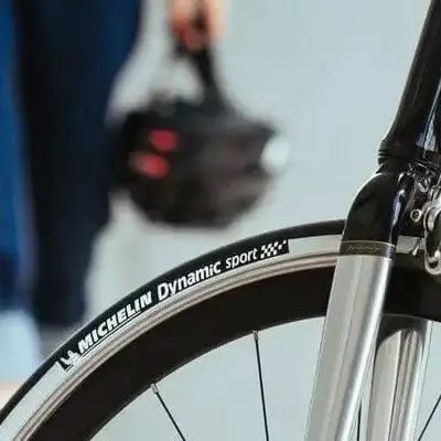 Pneu Vélo Route Michelin Dynamic Sport 700 Tringles Rigides 2 Pneu Vélo Route Michelin Dynamic Sport 700 Tringles Rigides – Image 2